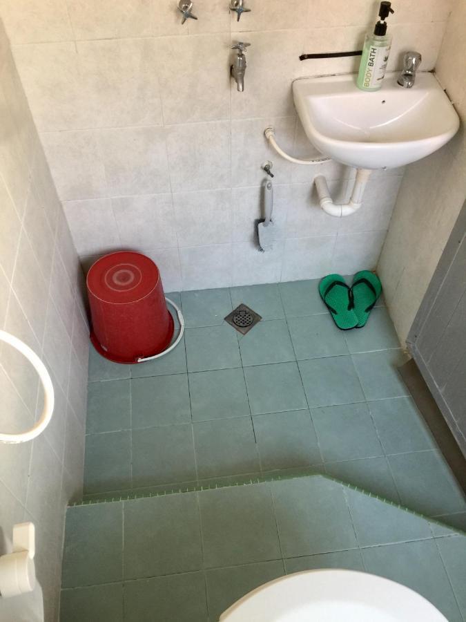 Pesona Backpackers Inn Kota Bharu Ngoại thất bức ảnh