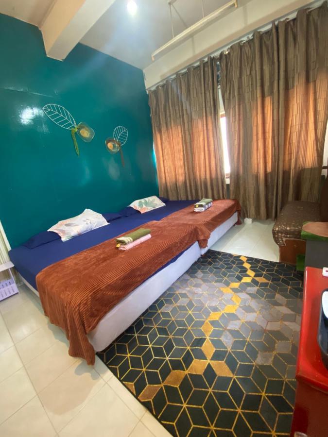 Pesona Backpackers Inn Kota Bharu Ngoại thất bức ảnh